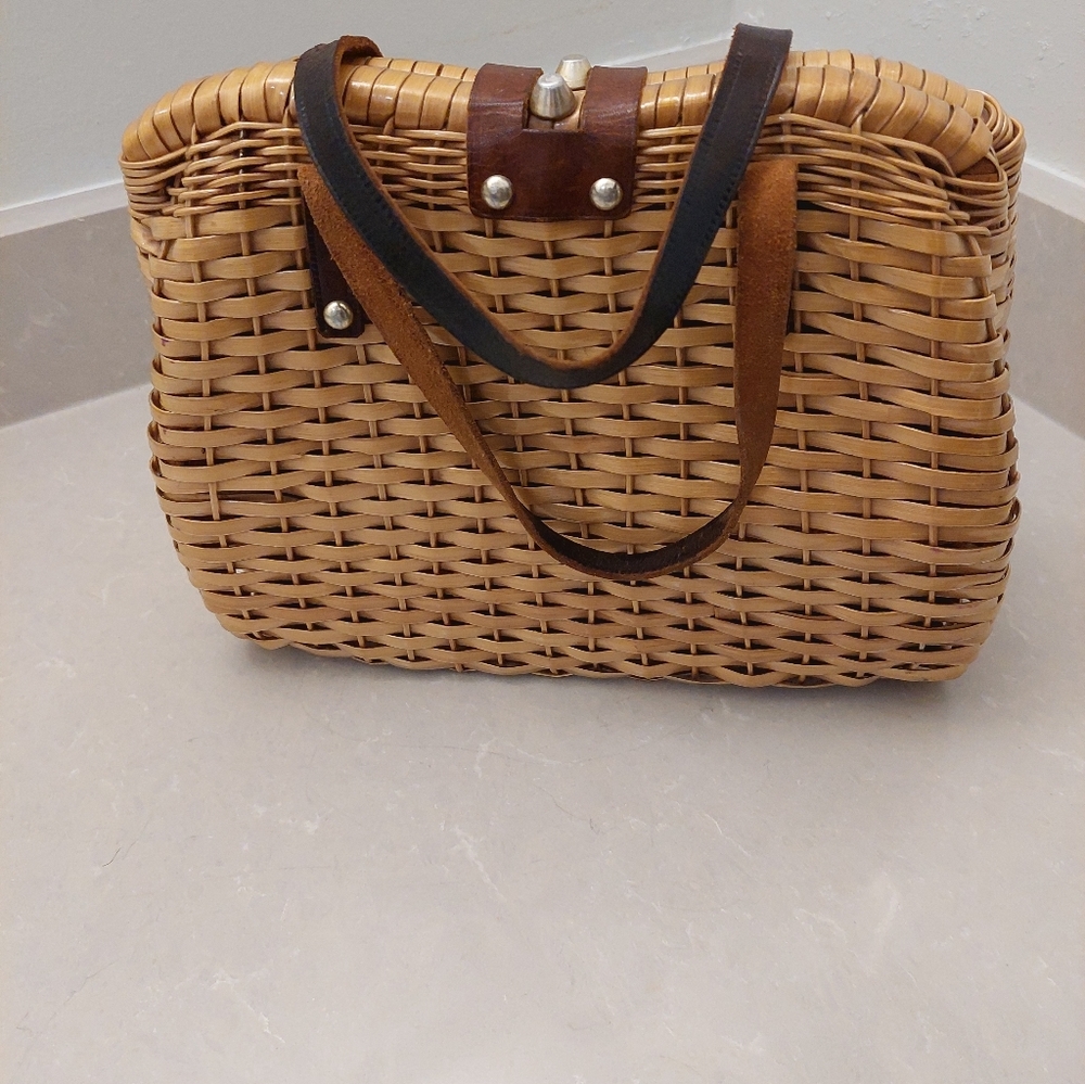 Vintage Wicker Handbag - Picture 2 of 4
